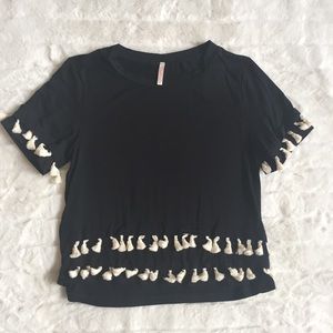NEW✨Tassel trim tee